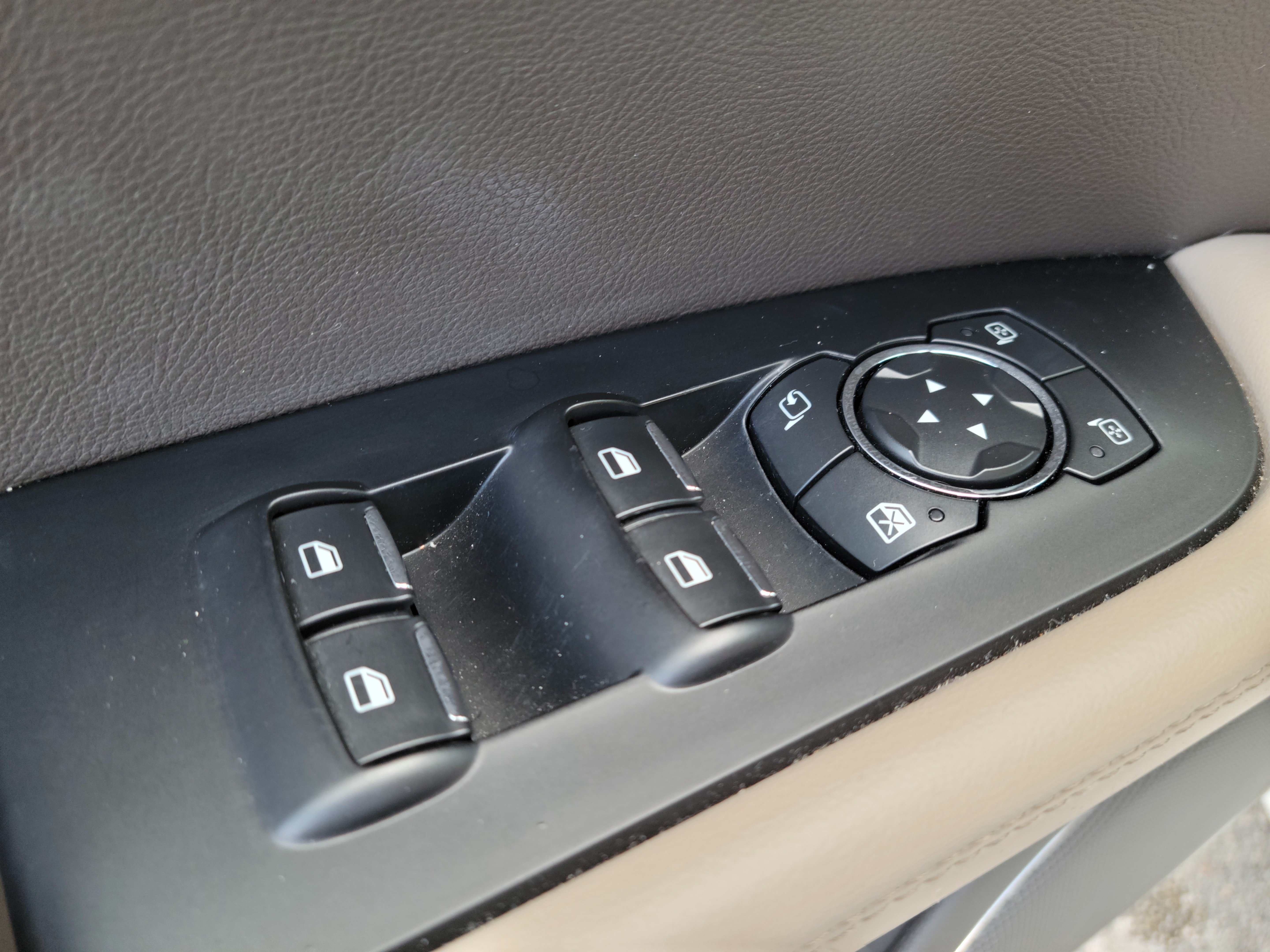 Certified 2022 Lincoln Corsair Reserve w/ Elements Package FWD image 12