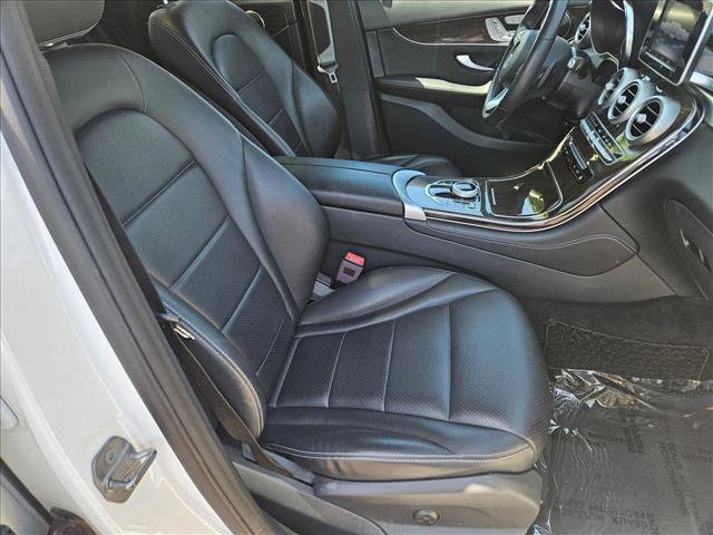 Used 2019 Mercedes-Benz GLC 300 image 21