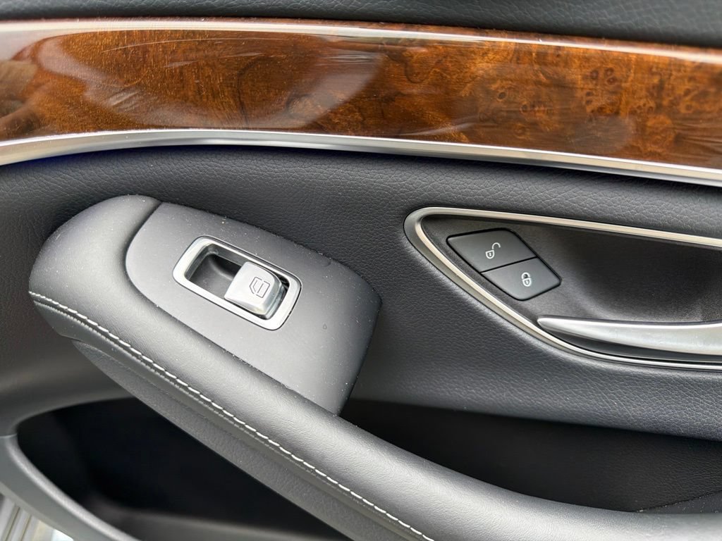 Used 2015 Mercedes-Benz S 550 4MATIC Sedan image 15