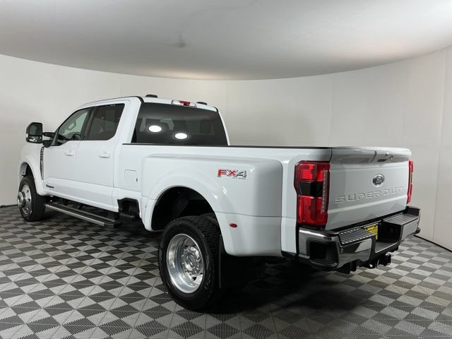 Used 2025 Ford F450 Lariat w/ FX4 Off-Road Package AWD/4WD image 6