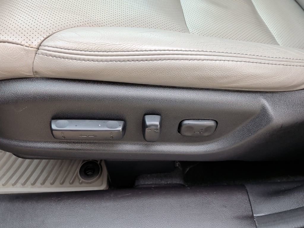 Used 2016 Honda CR-V EX-L image 12