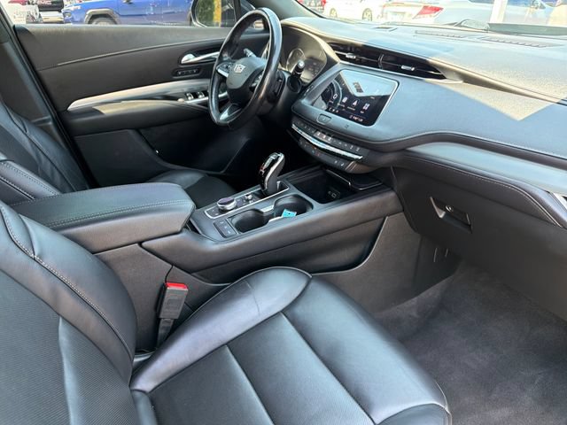 Used 2020 Cadillac XT4 Premium Luxury FWD image 24