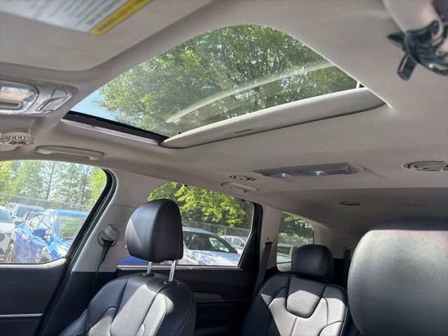 Used 2021 Kia Telluride EX w/ EX Premium Package FWD image 17