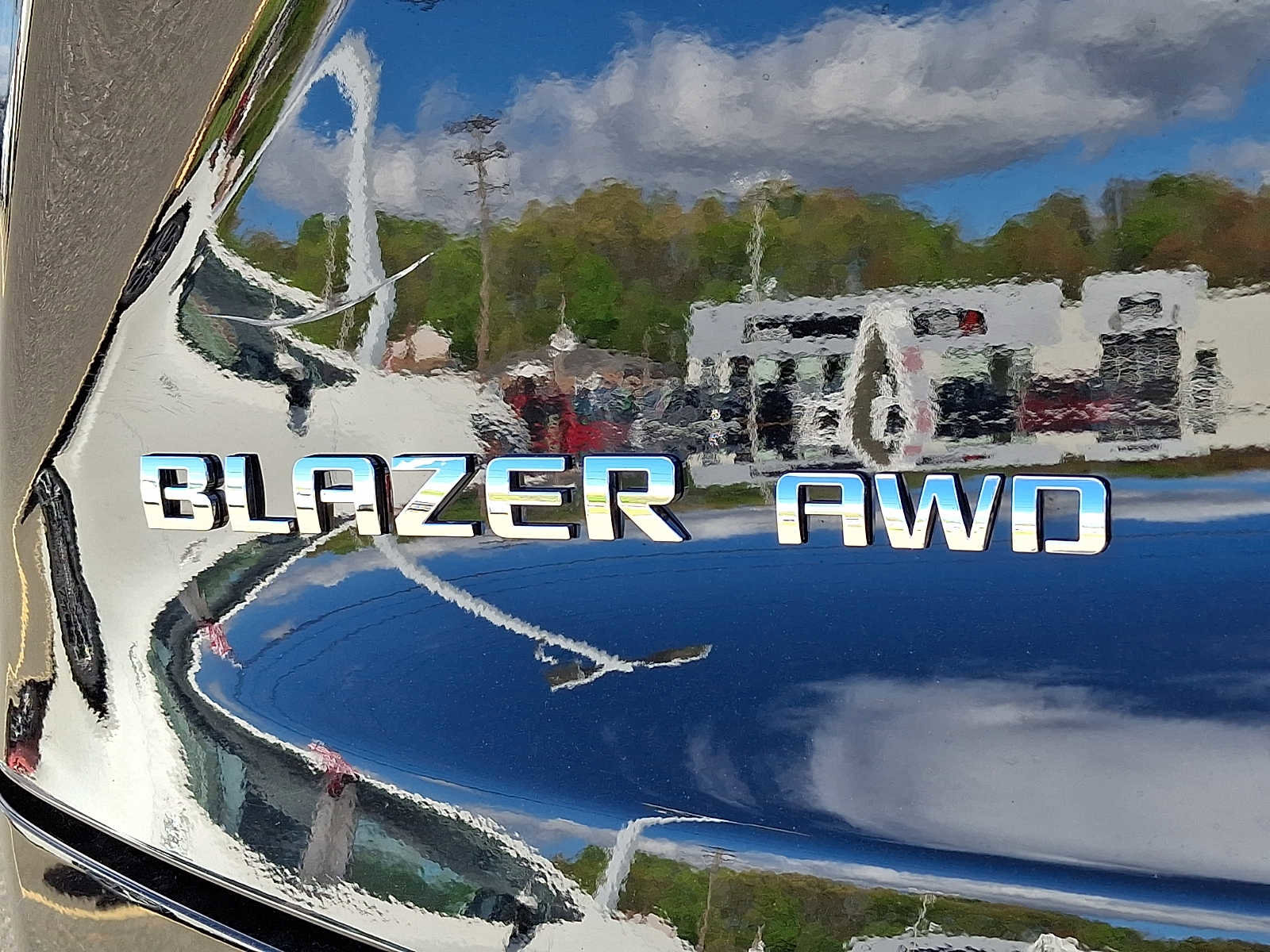 Used 2025 Chevrolet Blazer LT AWD/4WD image 32