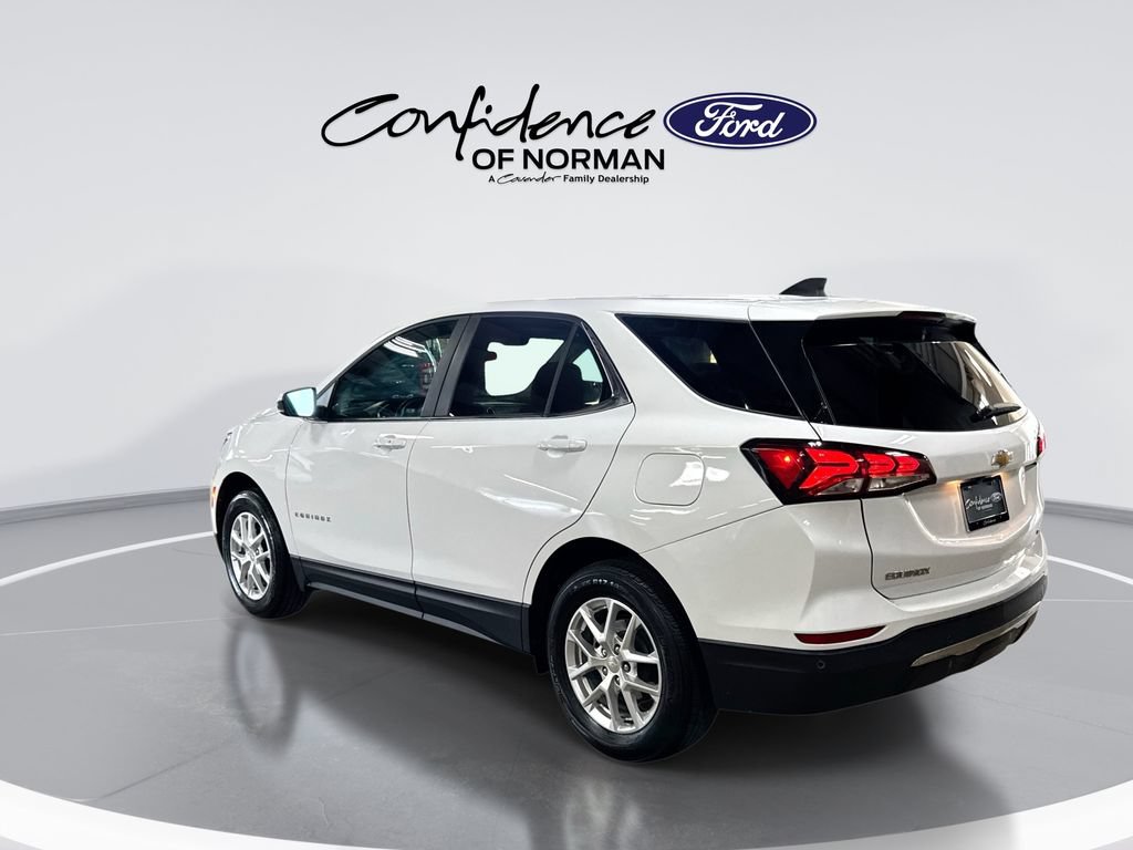 Used 2024 Chevrolet Equinox LT AWD/4WD image 3