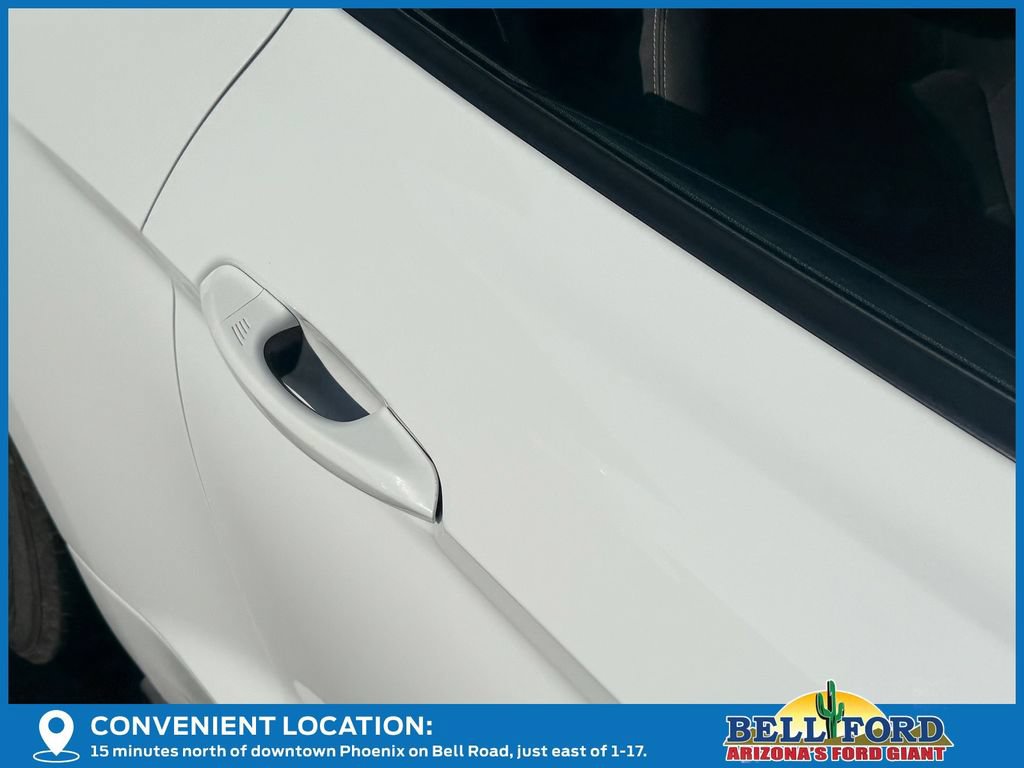 Used 2016 Ford Mustang Convertible RWD image 7