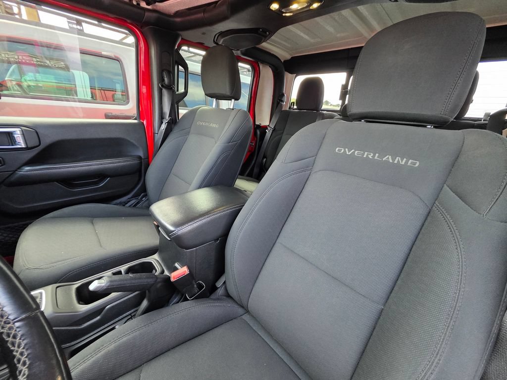 Used 2021 Jeep Gladiator Overland AWD/4WD image 7
