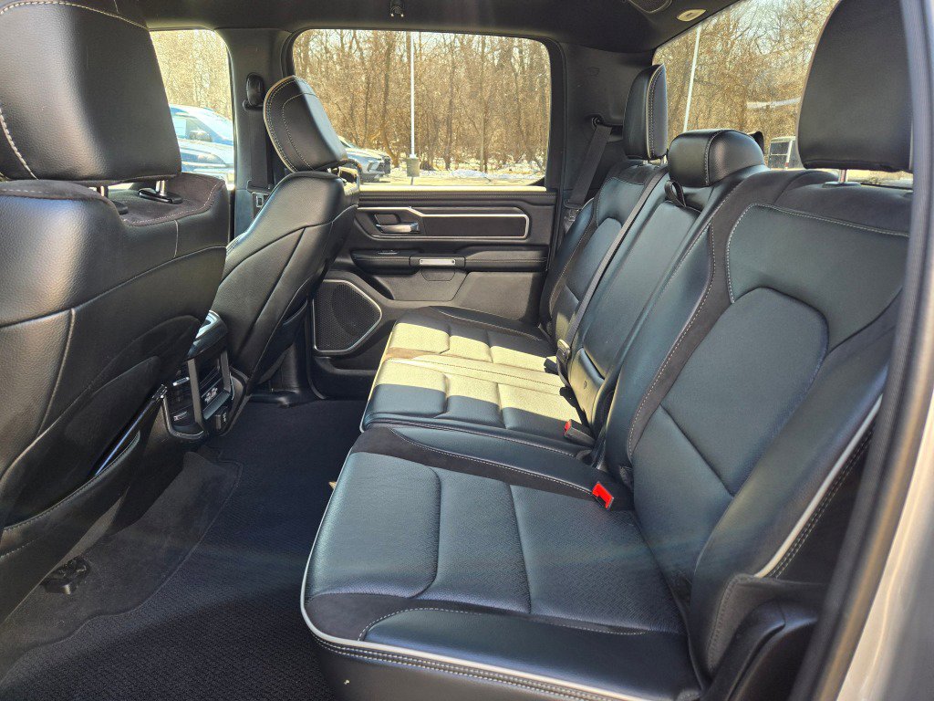 Used 2024 RAM 1500 Laramie image 17