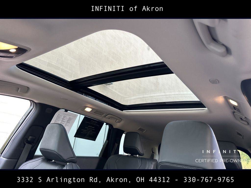 Certified 2025 INFINITI QX60 Luxe w/ Vision Package image 8