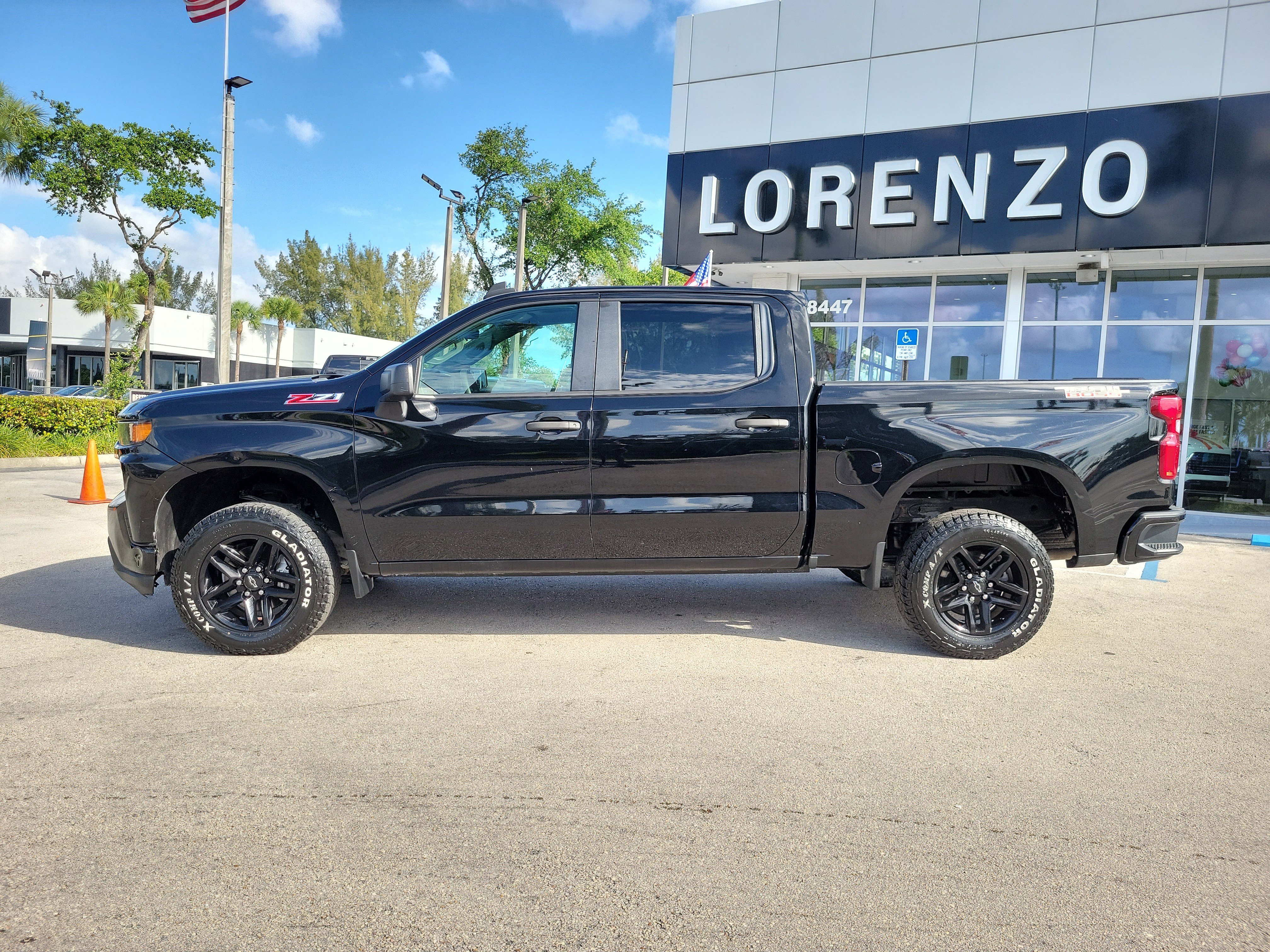 Used 2020 Chevrolet Silverado 1500 Custom Trail Boss w/ Custom Convenience Package AWD/4WD image 8