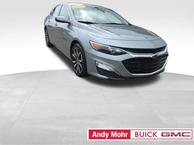 Used 2025 Chevrolet Malibu RS FWD image 3