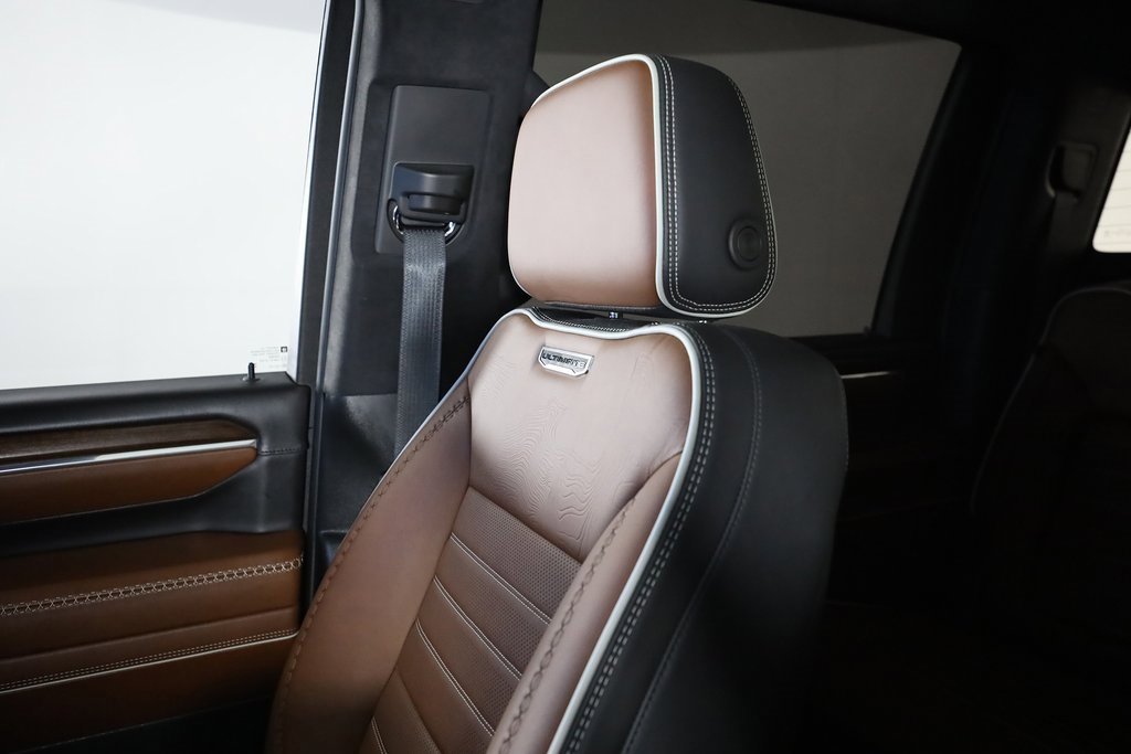 Used 2024 GMC Sierra 3500 Denali Ultimate image 44