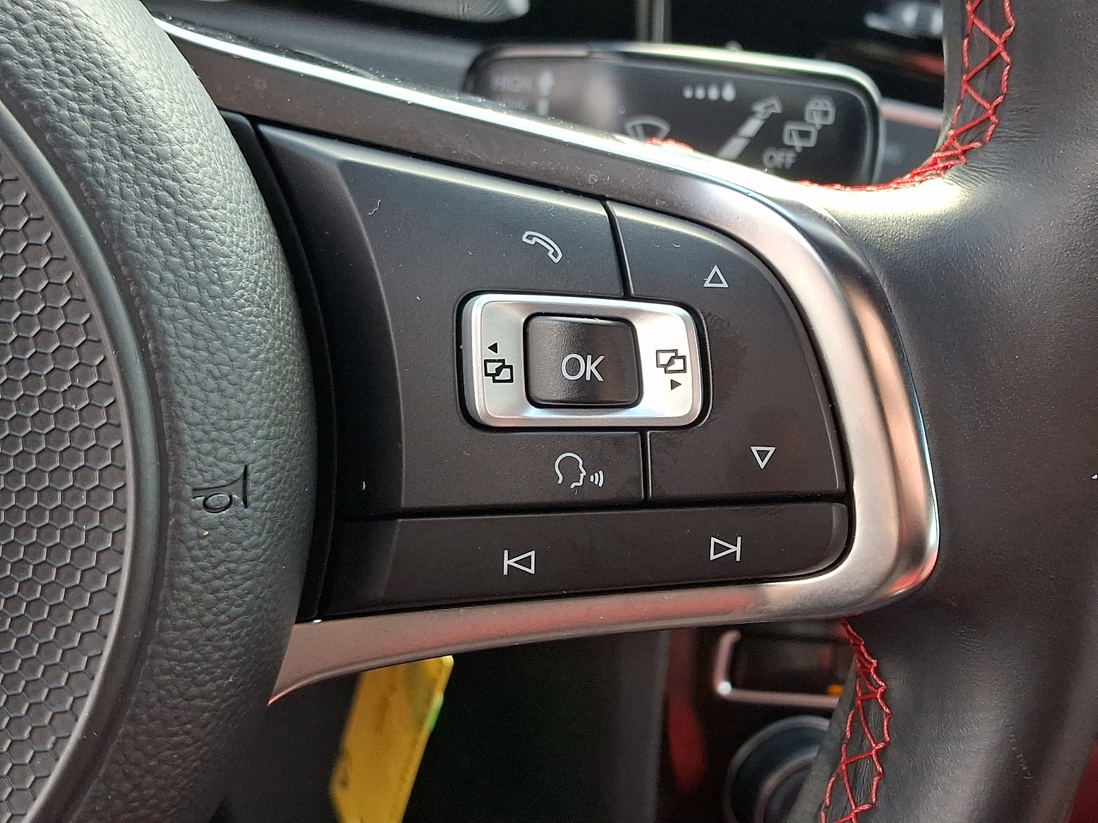 Used 2018 Volkswagen GTI S image 21