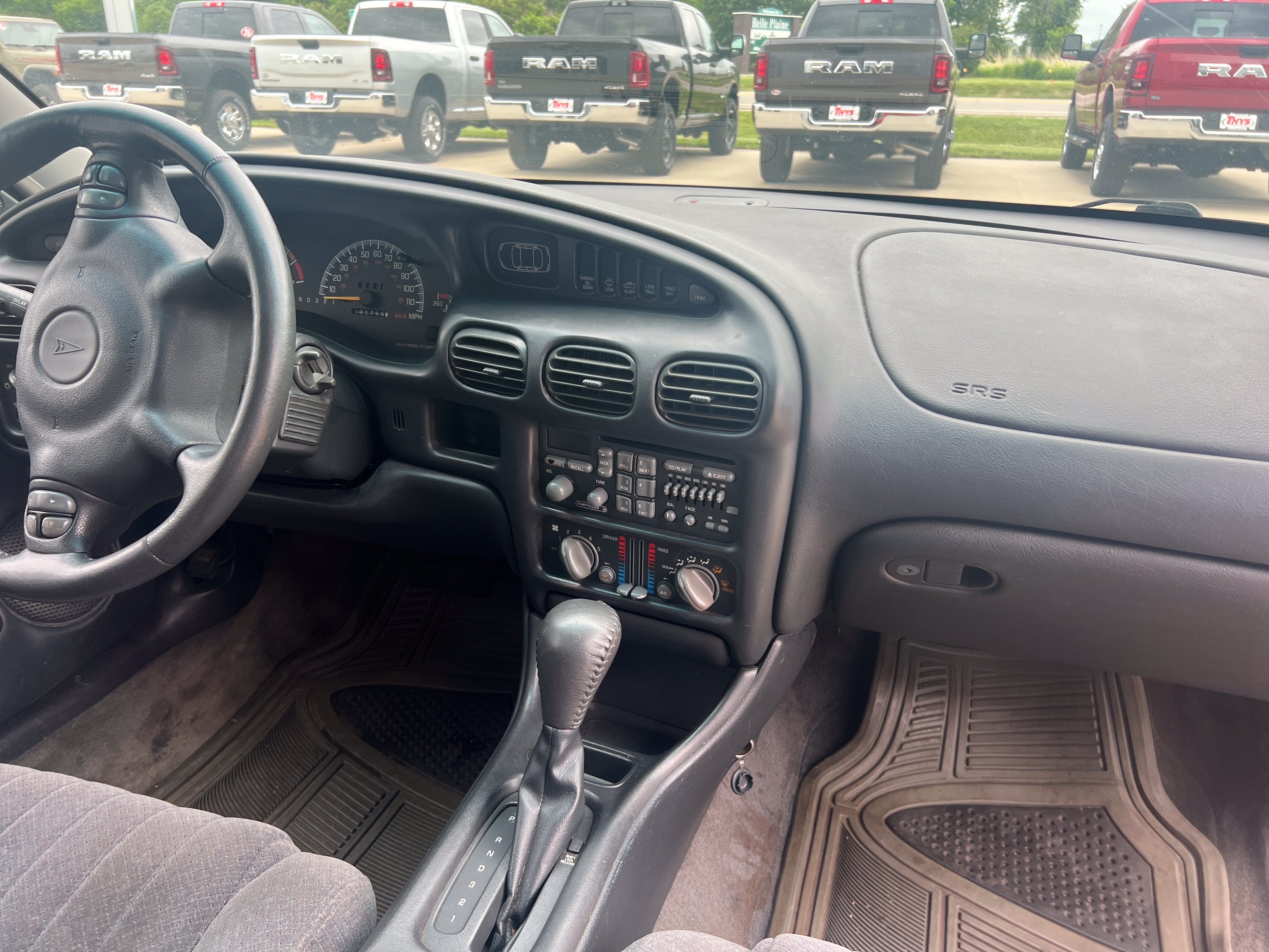 Used 2001 Pontiac Grand Prix GT w/ Opt Pkg 1 FWD image 11
