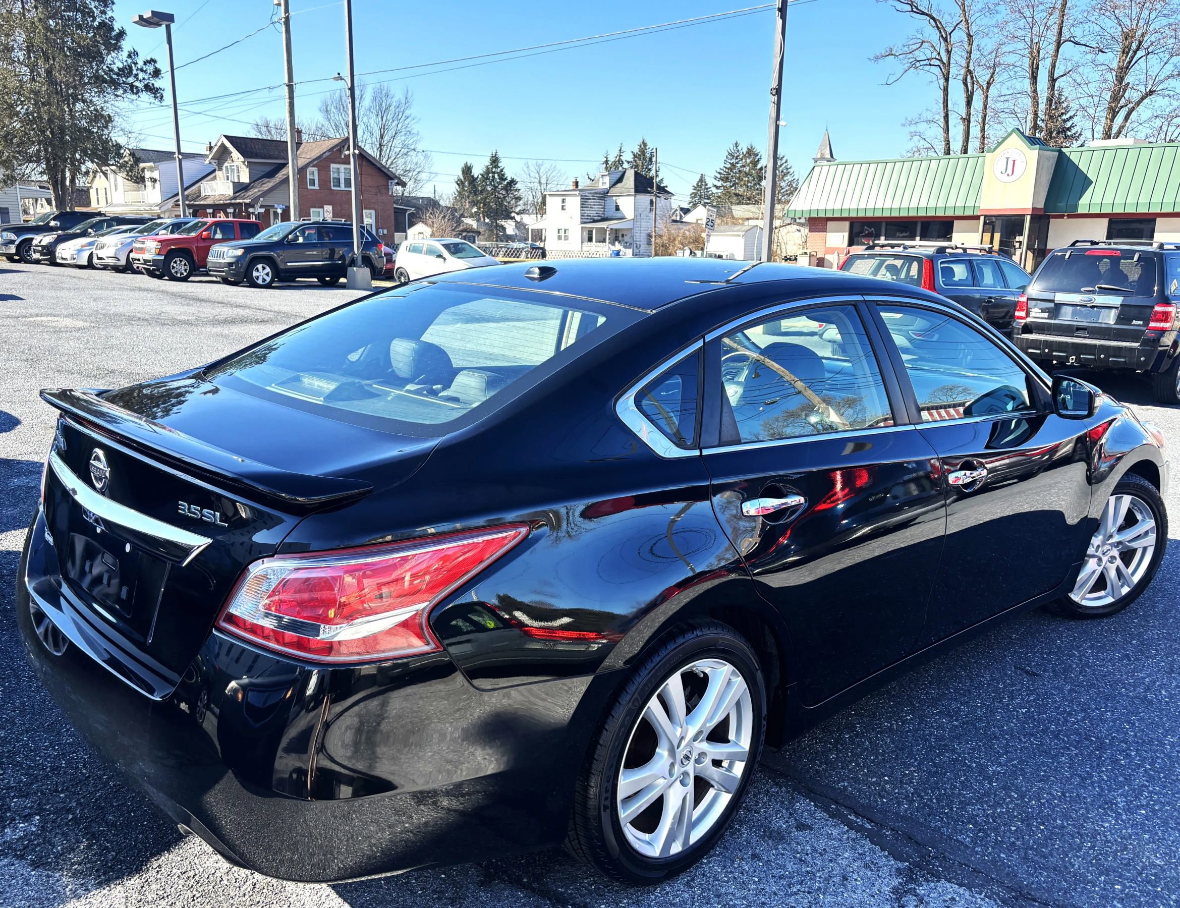 Used 2013 Nissan Altima 3.5 SL w/ Technology Pkg image 5