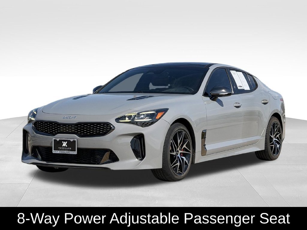 Used 2022 Kia Stinger GT-Line w/ Sun & Sound Package RWD image 5