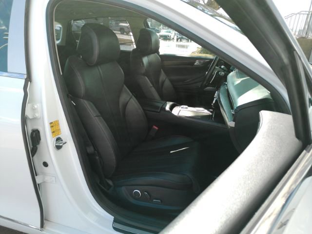 Used 2022 Genesis G80 2.5T w/ Prestige Package image 25