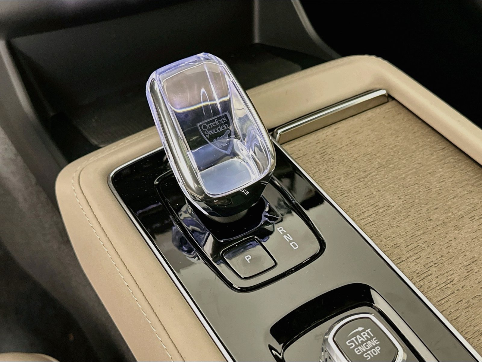 New 2026 Volvo XC90 T8 Plus w/ Protection Package Premier AWD/4WD image 27