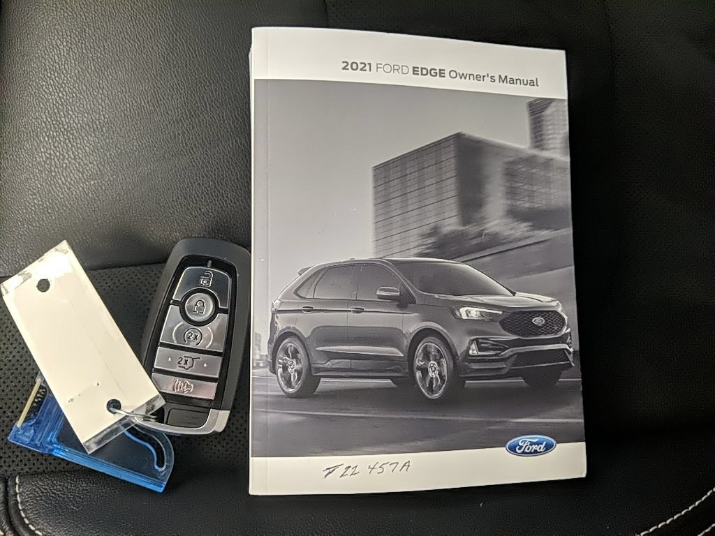 Used 2021 Ford Edge ST w/ Equipment Group 401A AWD/4WD image 35