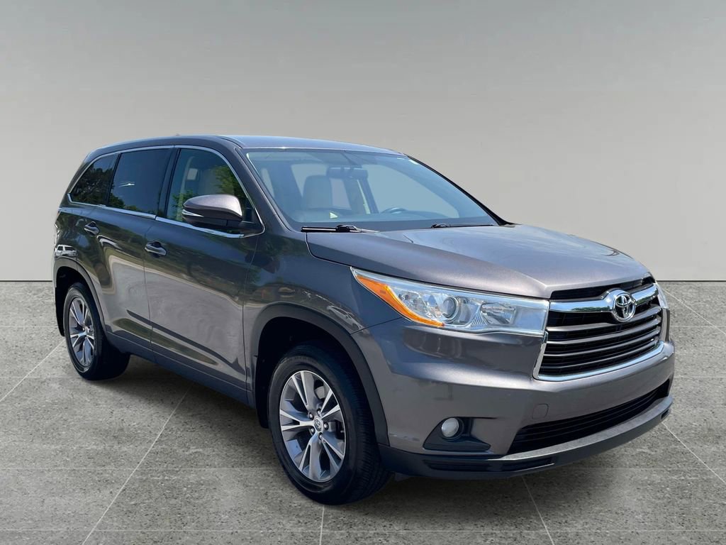 Used 2014 Toyota Highlander Plus AWD/4WD image 7