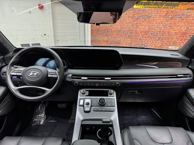 Used 2024 Hyundai Palisade Calligraphy image 12