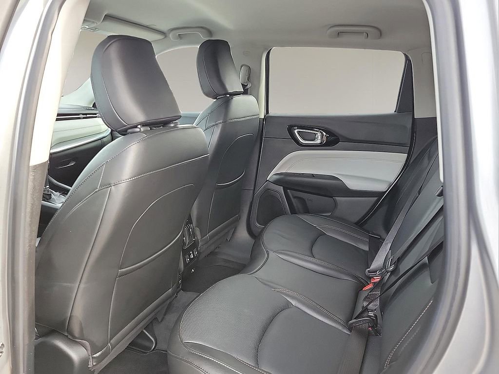 Used 2022 Jeep Compass Limited w/ Elite Group image 9