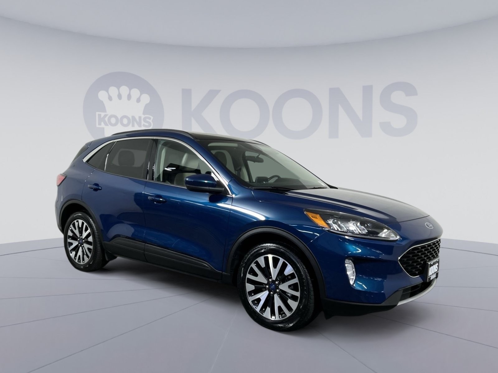Used 2020 Ford Escape SEL AWD/4WD image 2