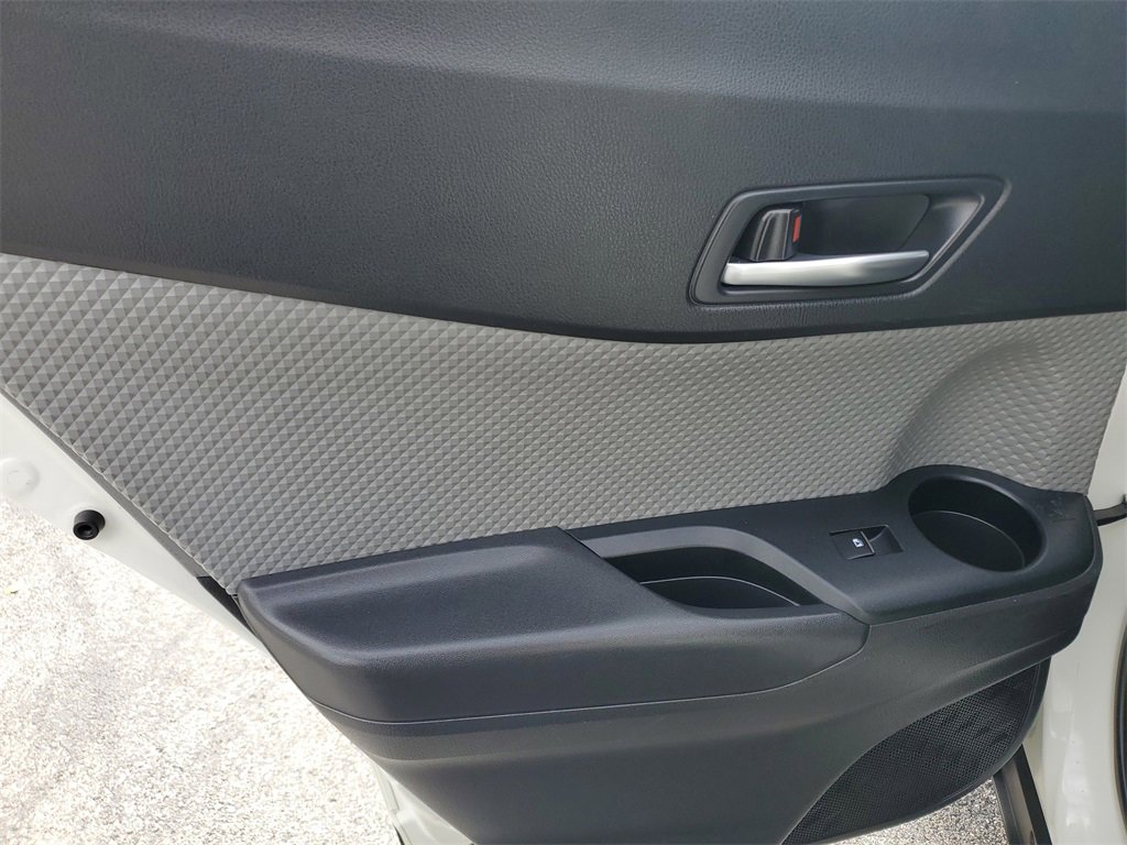 Used 2019 Toyota C-HR XLE image 8