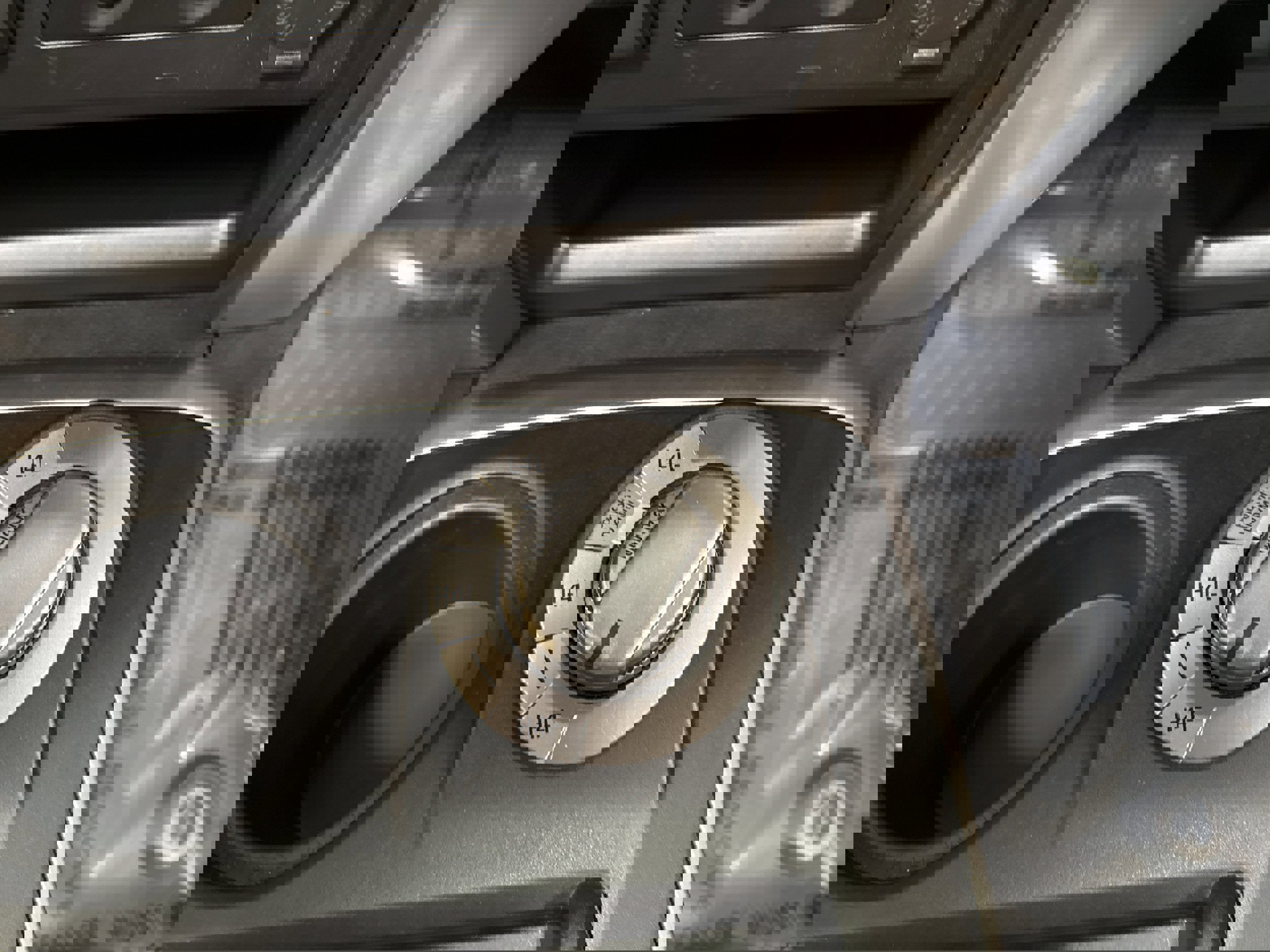 Used 2023 Toyota 4Runner Limited image 35