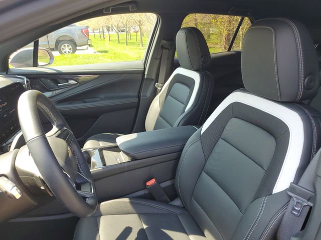 Used 2026 Chevrolet Blazer EV LT FWD image 5
