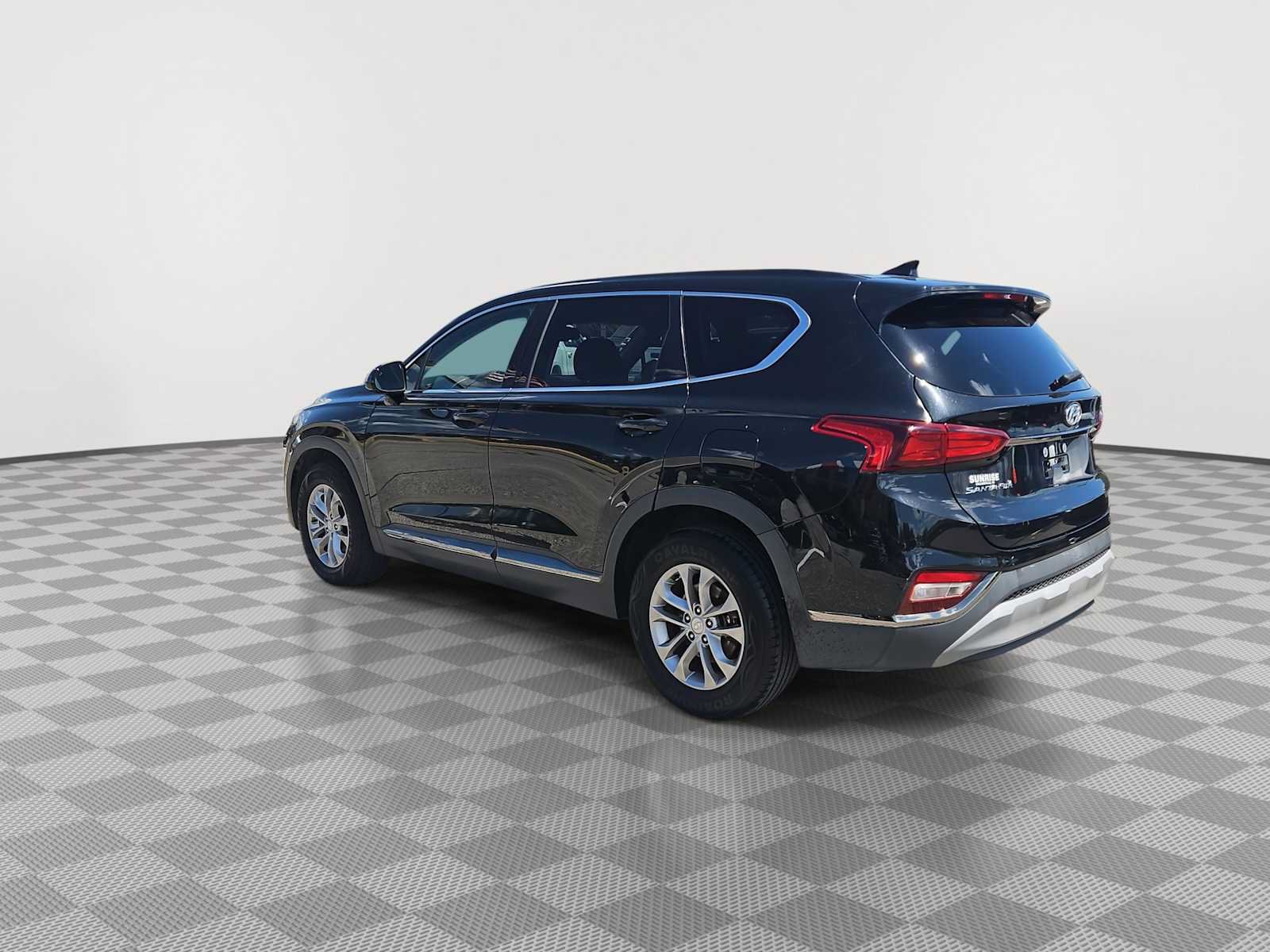 Used 2019 Hyundai Santa Fe SEL FWD image 6