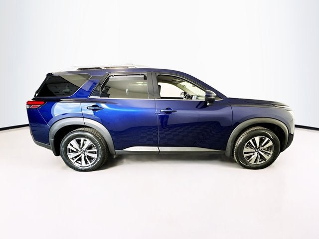 Certified 2023 Nissan Pathfinder SL image 4