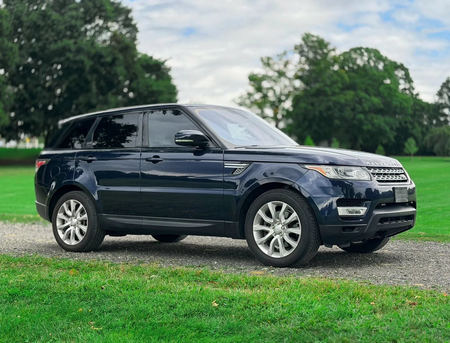 Used 2016 Land Rover Range Rover Sport HSE AWD/4WD image 11