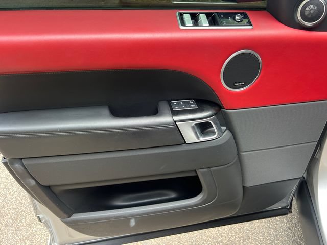Used 2019 Land Rover Range Rover Sport HST AWD/4WD image 12