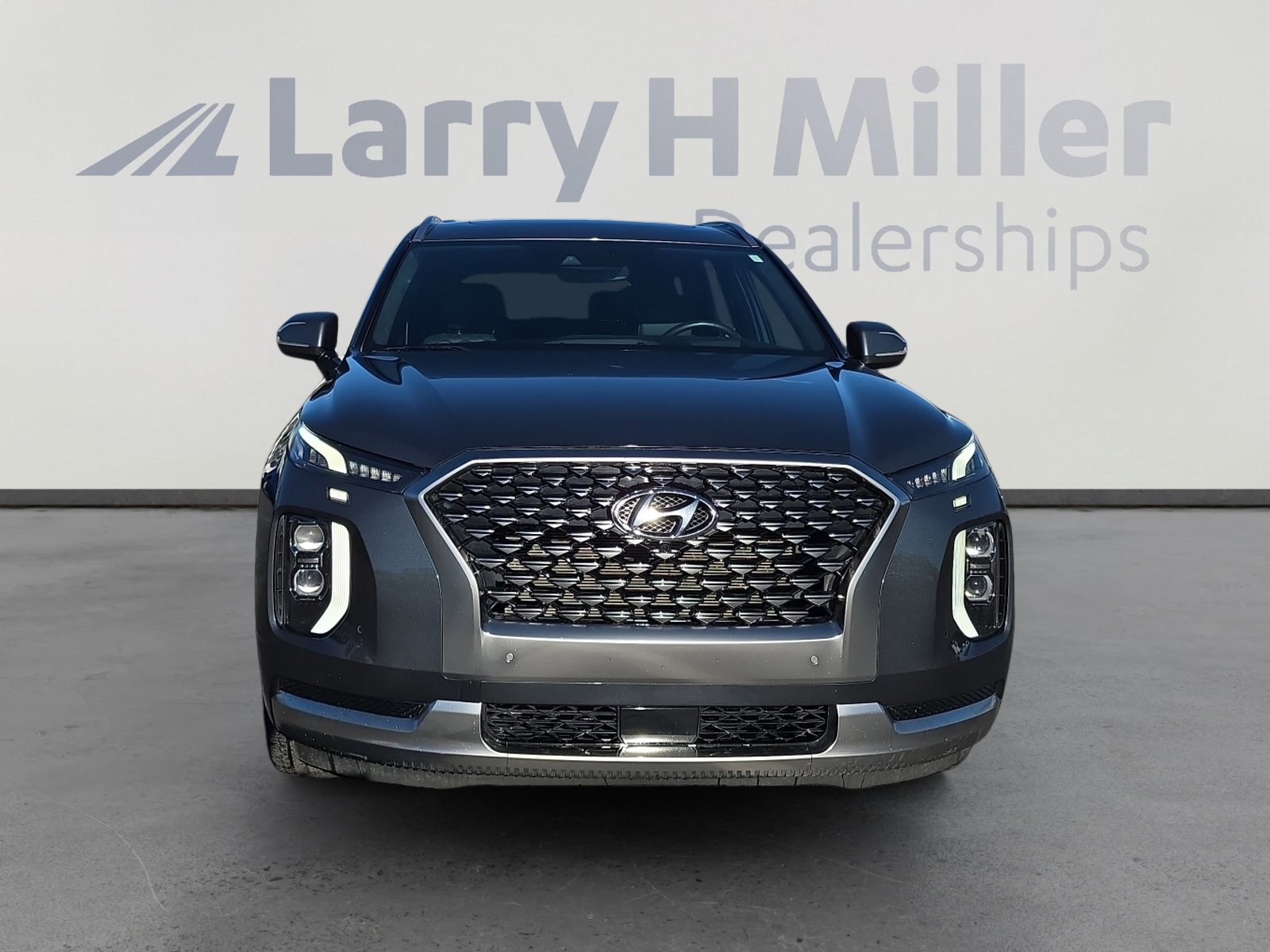 Used 2022 Hyundai Palisade Calligraphy image 8