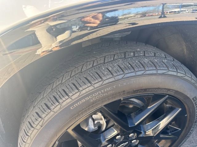 Used 2024 Chevrolet Traverse RS w/ LPO, Floor Liner Package AWD/4WD image 10