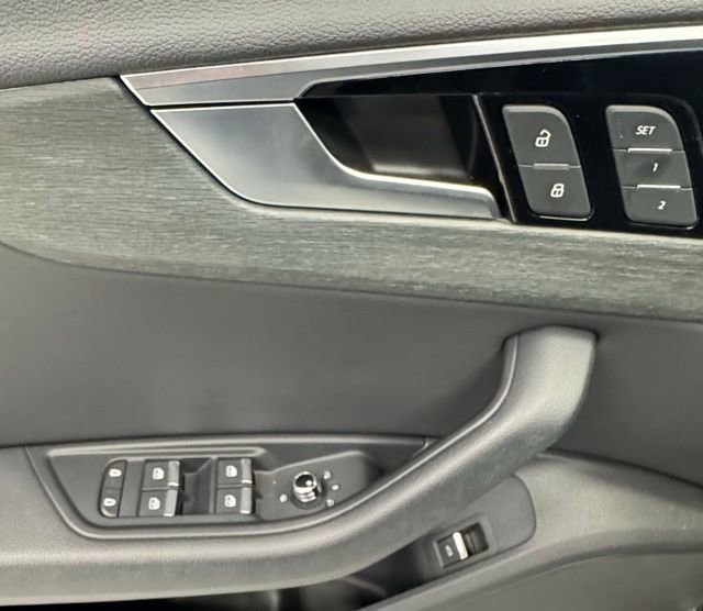 Used 2021 Audi A4 2.0T Premium w/ Convenience Package image 21