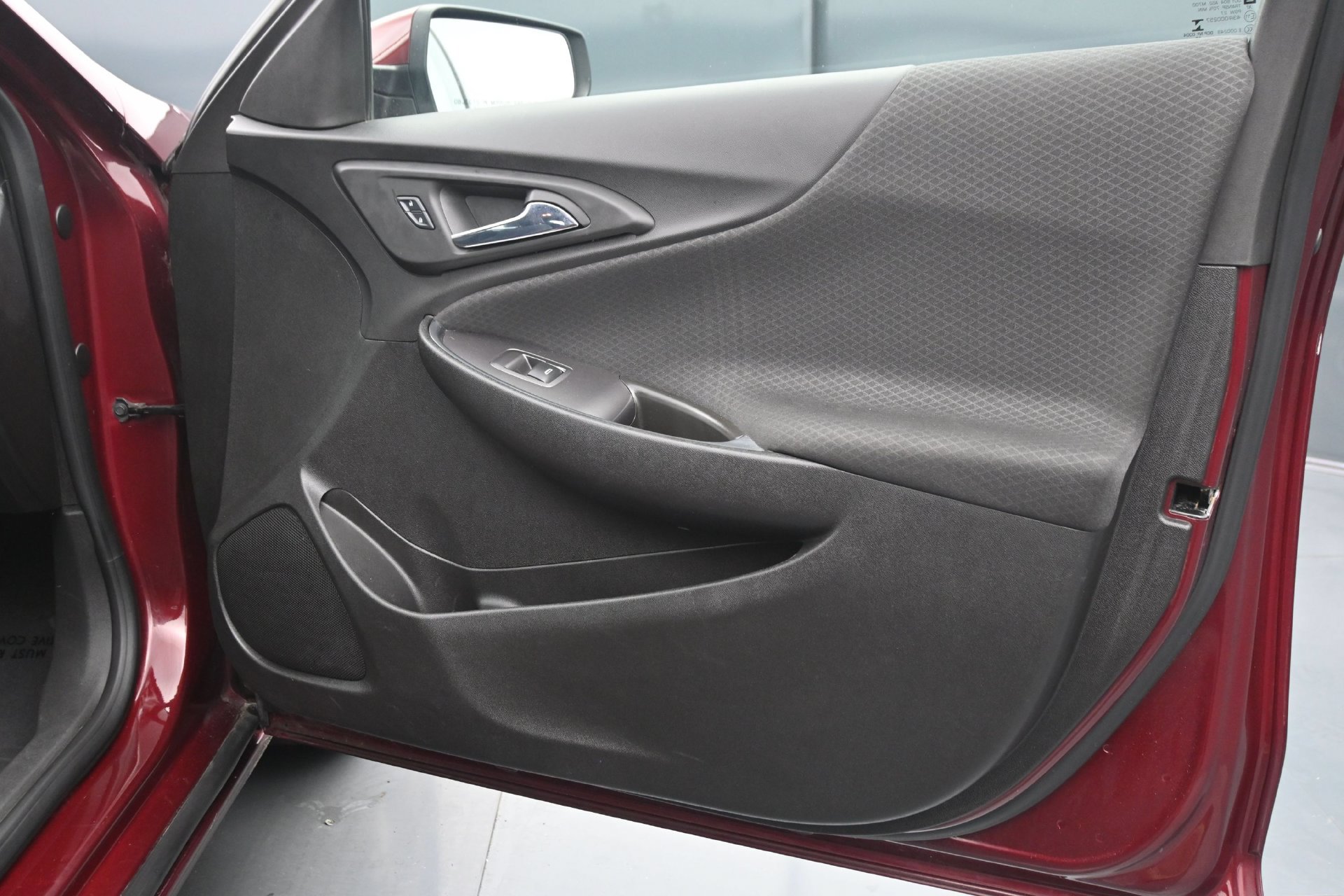 Used 2016 Chevrolet Malibu LT FWD image 12