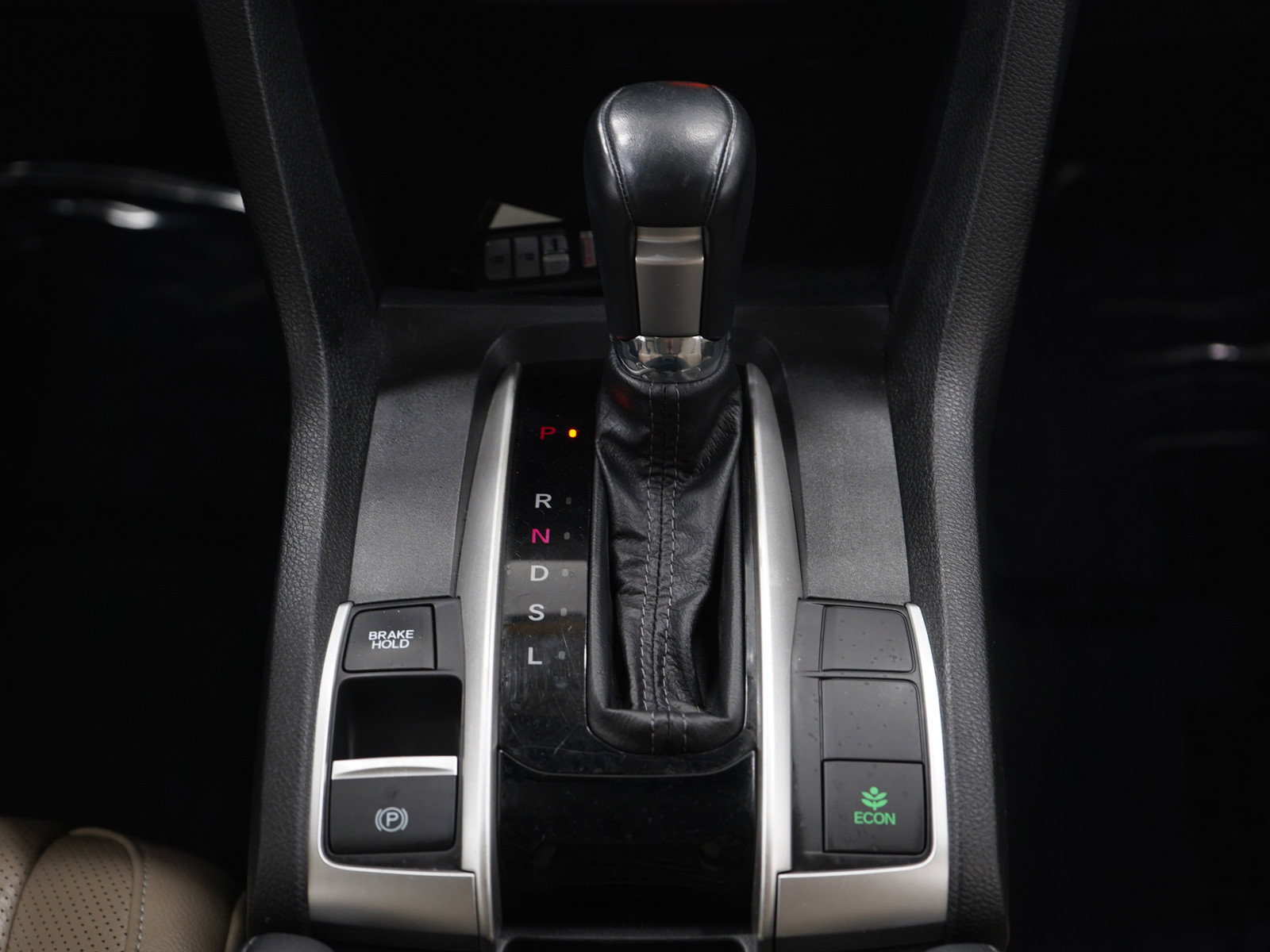 Used 2016 Honda Civic Touring image 16