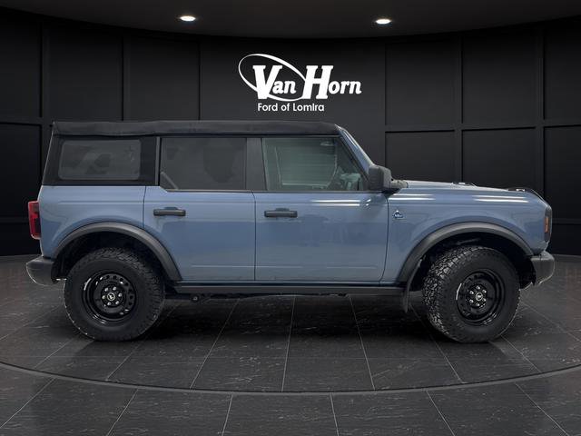 Used 2023 Ford Bronco Black Diamond image 2