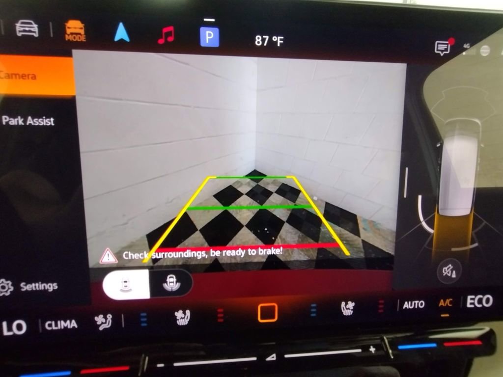 New 2025 Volkswagen ID. Buzz Pro S image 8