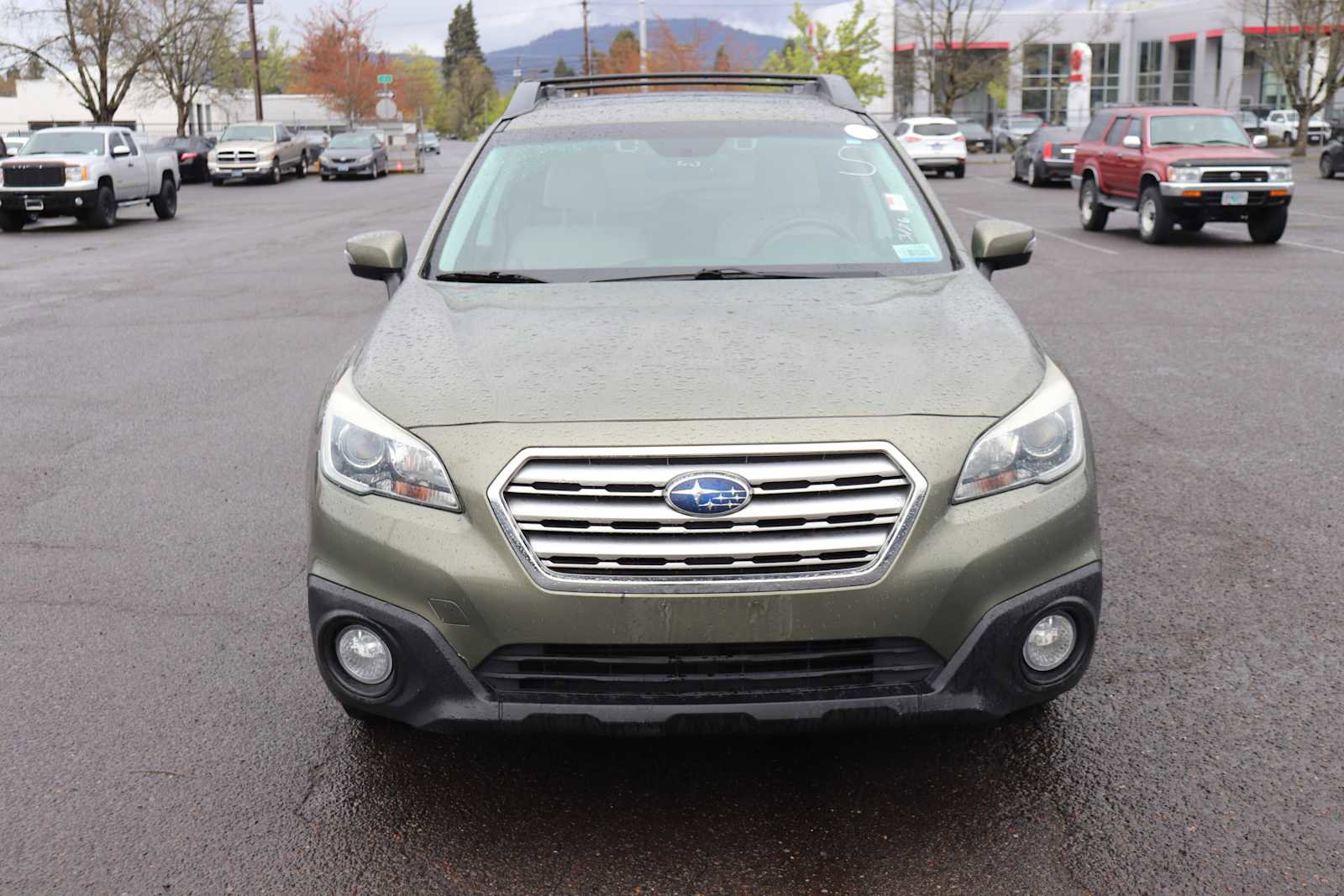 Used 2015 Subaru Outback 2.5i Premium image 2