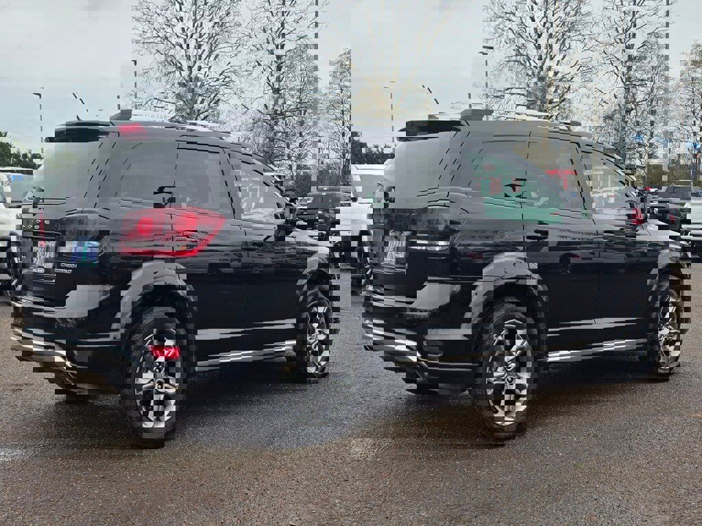 Used 2017 Dodge Journey Crossroad image 3