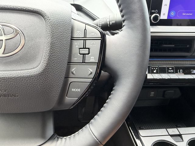 Used 2024 Toyota Prius XLE FWD image 15
