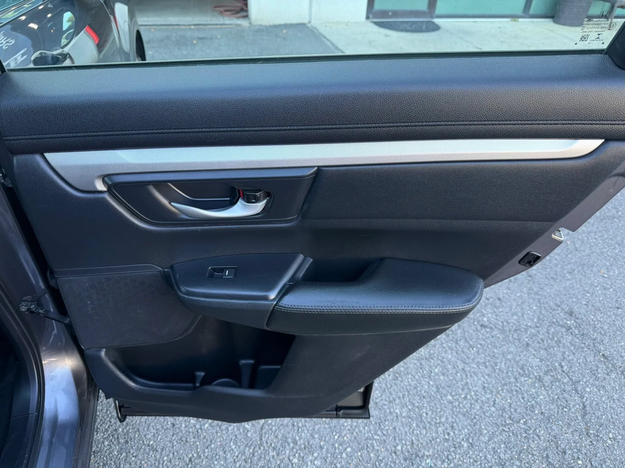 Used 2018 Honda CR-V LX image 21
