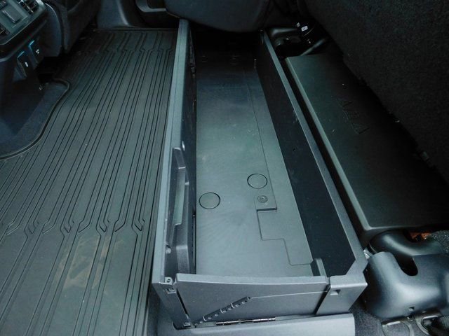 Used 2025 Ford F150 Raptor image 25