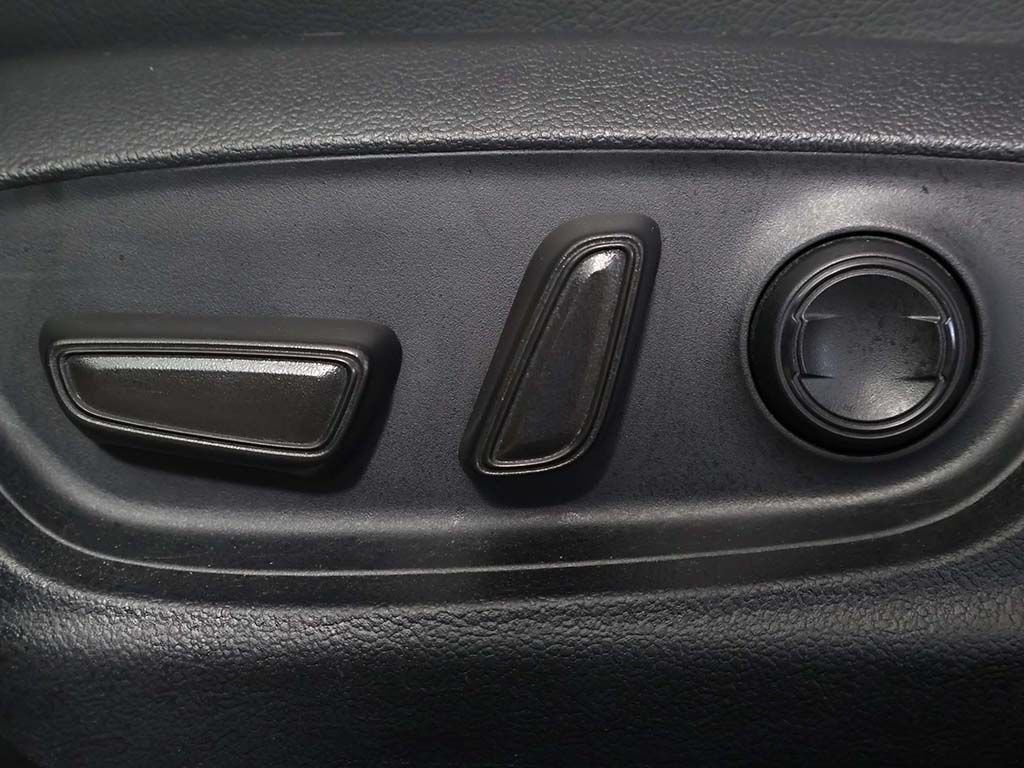 Used 2024 Toyota Camry SE FWD image 26
