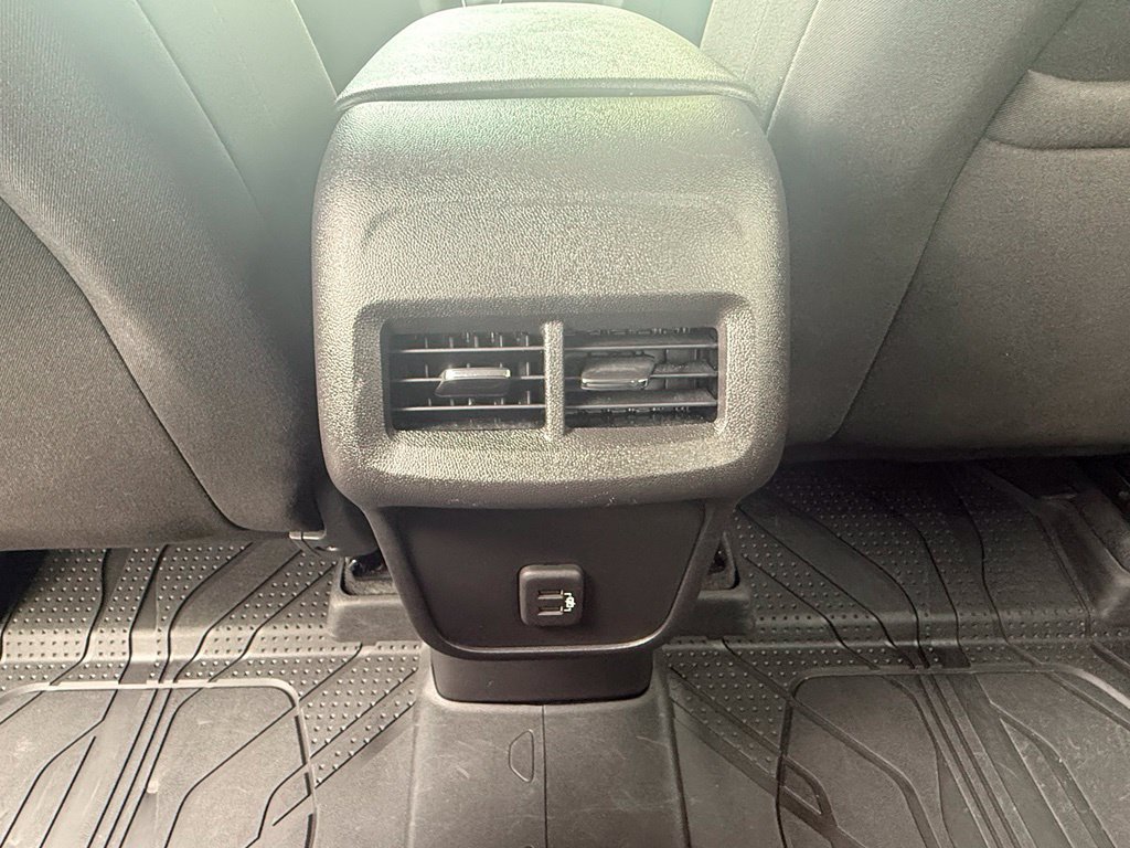 Used 2024 Chevrolet Equinox LT w/ LPO, Floor Liner Package AWD/4WD image 21