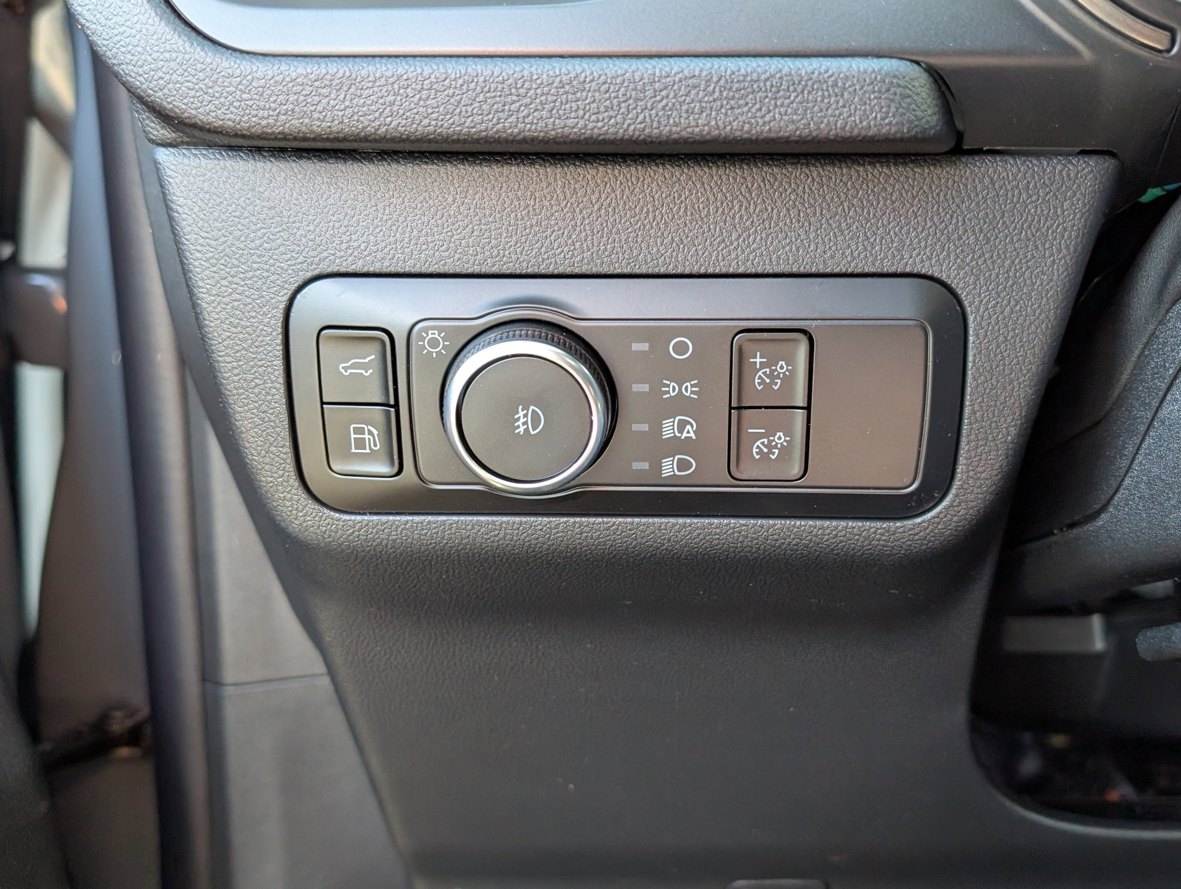 New 2026 Ford Escape SE image 17