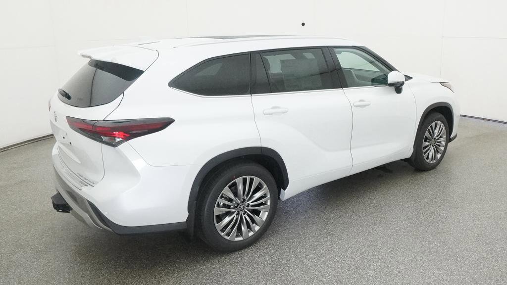 New 2026 Toyota Highlander Platinum AWD/4WD image 17